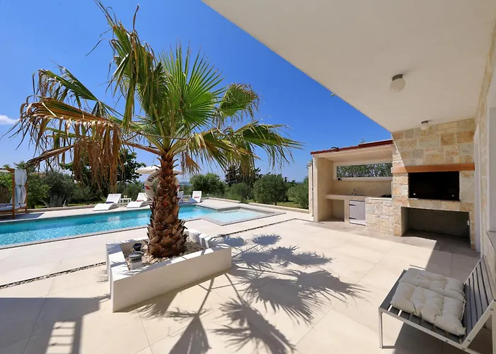 Villa Angelina