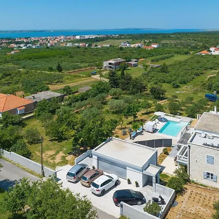 Angelina Villa Vrsi