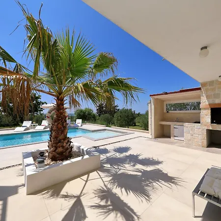 Villa Angelina